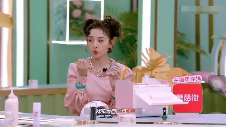 如何三分钟内自己做完美甲?当红小花宋祖儿的秘诀竟然是…..